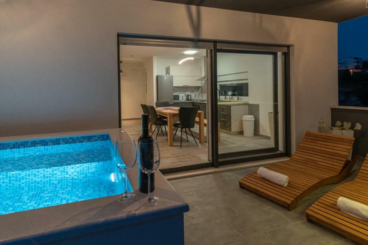 Villa Helena โตรกีร์ ภายนอก รูปภาพ